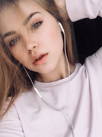 Проститутка Алиана